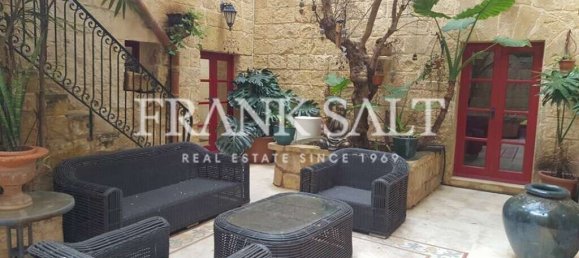 4 bedrooms House in Zurrieq, Malta No. 3376 11