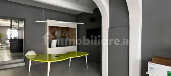 2 rooms Commercial property in Florence, Italy No. 51504 7