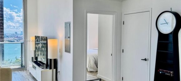 1 chambre propriété commerciale à louer à Miami, Miami-Dade, Florida, USA № 614396 5