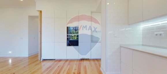 3 bedrooms Apartment in Lisbon, Portugal No. 75671 11