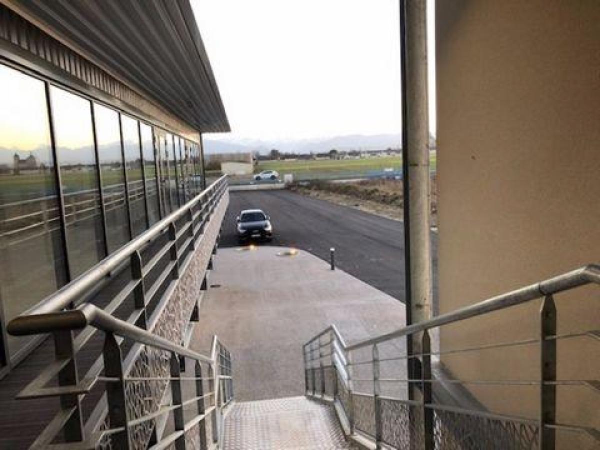 Büro in Tarbes, France 180m², Nr. 20767