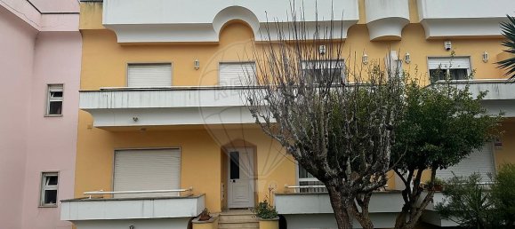 Дом с 3 спальнями в Калдаш да Раинья, Португалия № 20126 3