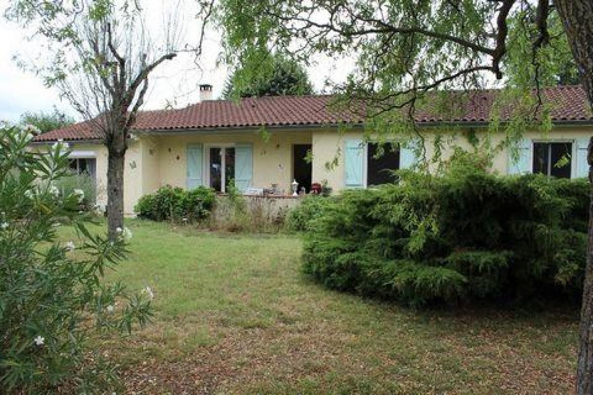 4 chambres Maison à Revel, France No. 32356