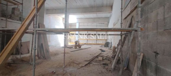 1450m² Warehouse in Zebbug, Malta No. 13628 6