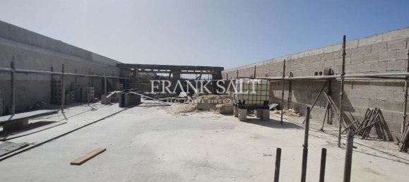 1450m² Warehouse in Zebbug, Malta No. 13628 5
