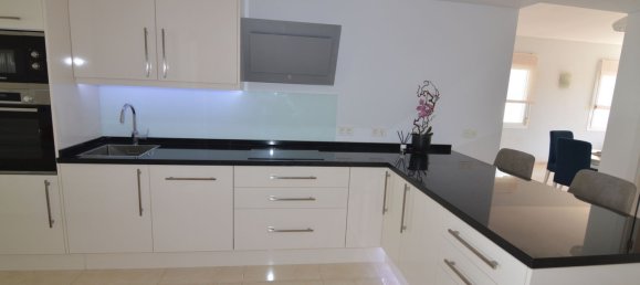 Ático de 3 dormitorios en Estepona, Spain No. 147564 13