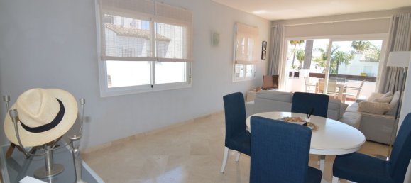 Ático de 3 dormitorios en Estepona, Spain No. 147564 10