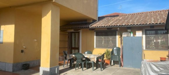 9 rooms House in Carmagnola, Italy No. 83977 47