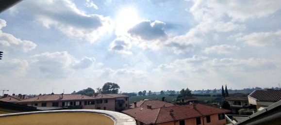 2 bedrooms Apartment in Cavernago, Italy No. 163785 3