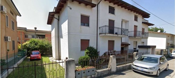 2-salle Appartement à Travagliato, Italy No. 283799 2