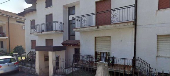 2-salle Appartement à Travagliato, Italy No. 283799 10