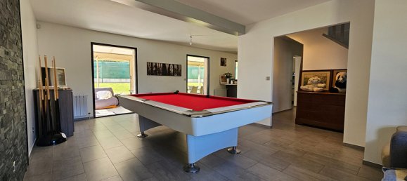 3 Schlafzimmer Haus in Lamorlaye, France, Nr. 74793 3