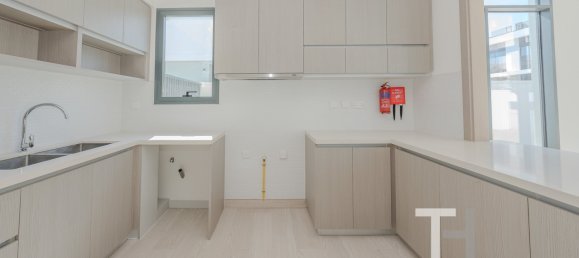 4 Schlafzimmer Villa in Al Furjan, UAE, Nr. 94473 5