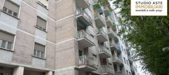 3 rooms Apartment in Chivasso, Italy No. 202510 57