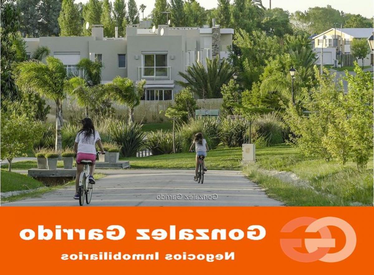 3 bedrooms House in Montevideo, Uruguay No. 12345