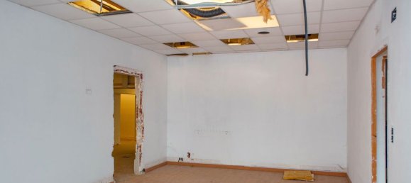 Lagerhaus in La Muela, Spain 560m², Nr. 65123 21