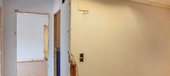 Lagerhaus in La Muela, Spain 560m², Nr. 65123 18