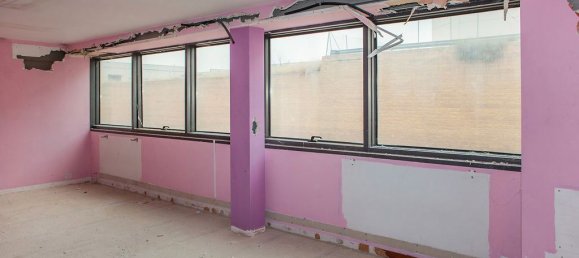 Lagerhaus in La Muela, Spain 560m², Nr. 65123 13