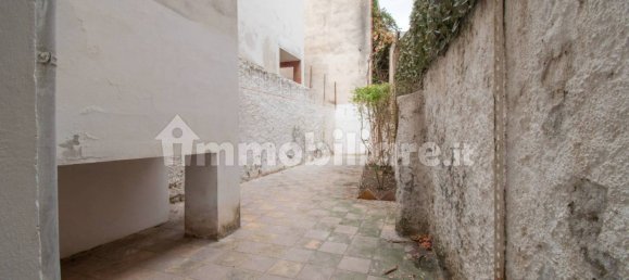 4 bedrooms House in Sassari, Italy No. 266319 30