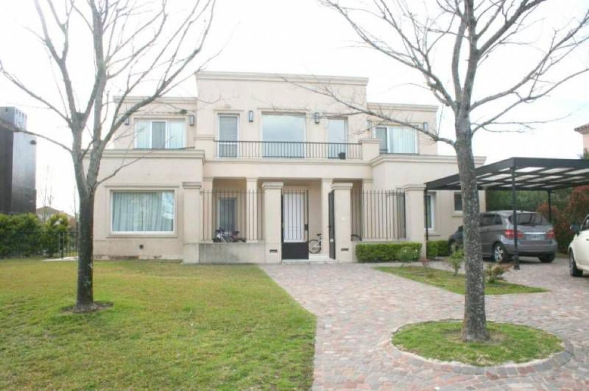 4 bedrooms House in Tigre, Argentina No. 2668