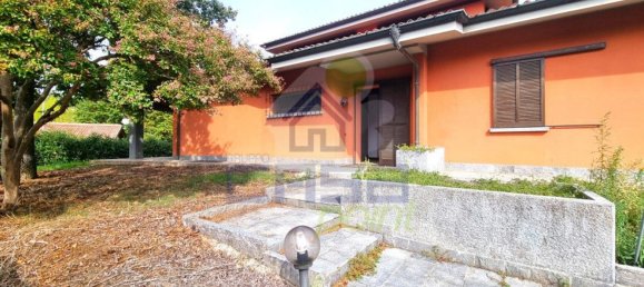 Вилла с 3 комнатами в Казальпустерленго, Италия № 83786 3