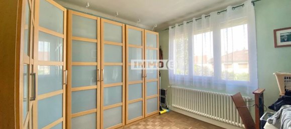 6 chambres Maison à Noisy-le-Grand, France No. 176768 2