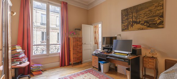 4 bedrooms Apartment in Paris, France No. 134843 7