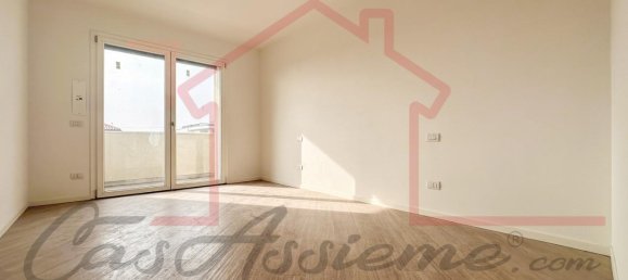 5-salle Appartement à Cassola, Italy No. 238055 16