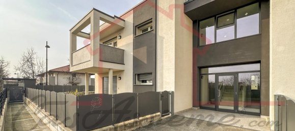 5-salle Appartement à Cassola, Italy No. 238055 48