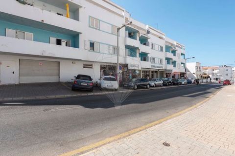2 bedrooms Apartment in Albufeira, Portugal No. 303666