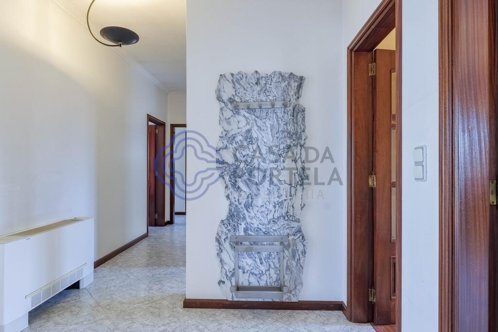 Casa de 3 dormitorios en Santa Maria da Feira, Portugal No. 244224