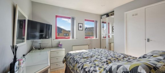 4 bedrooms House in London, United Kingdom No. 9878 13