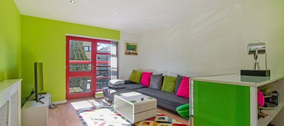 4 bedrooms House in London, United Kingdom No. 9878 5