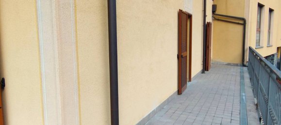 1 bedroom Apartment in Sant'Omobono Terme, Italy No. 143631 10