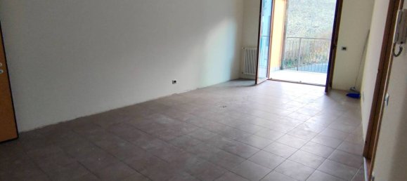 1 bedroom Apartment in Sant'Omobono Terme, Italy No. 143631 4