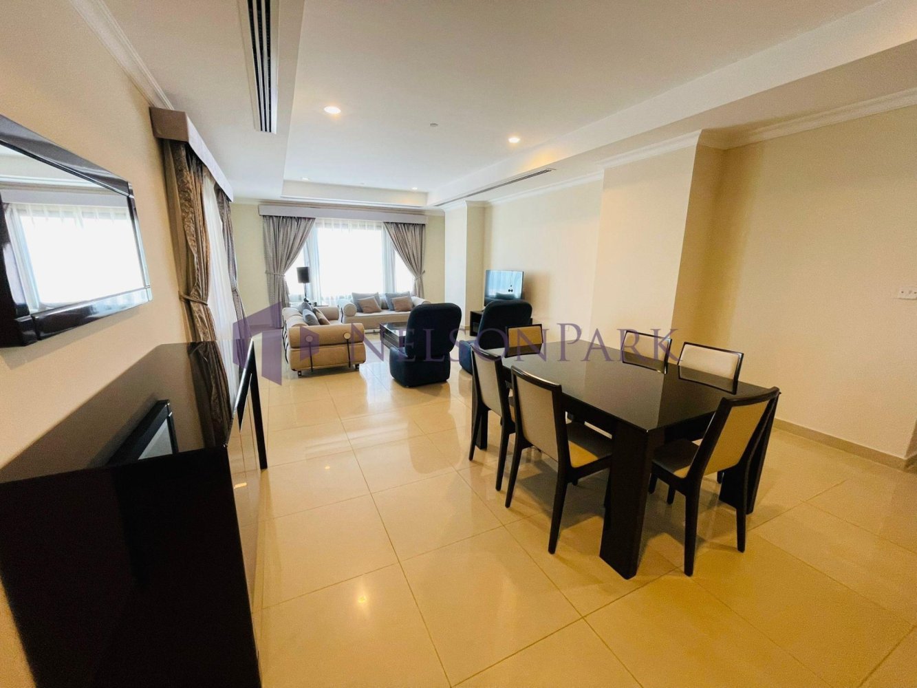 Apartamento de 2 dormitorios en Doha, Qatar No. 1615