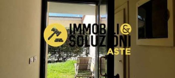 2-salle Appartement à Nerviano, Italy No. 7906 7