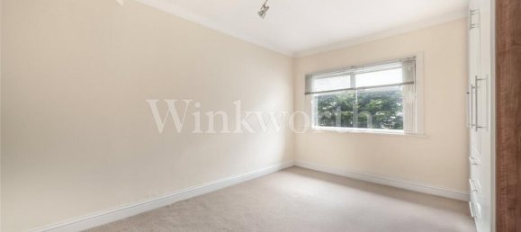 4 Schlafzimmer Haus in London, United Kingdom, Nr. 3664 8