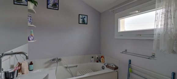 3 bedrooms House in Vernouillet, France No. 151804 10