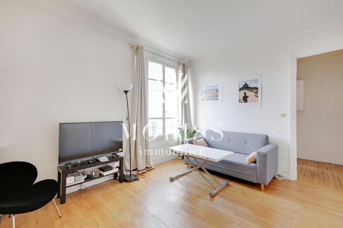 1 bedroom Apartment in Paris, France No. 181140