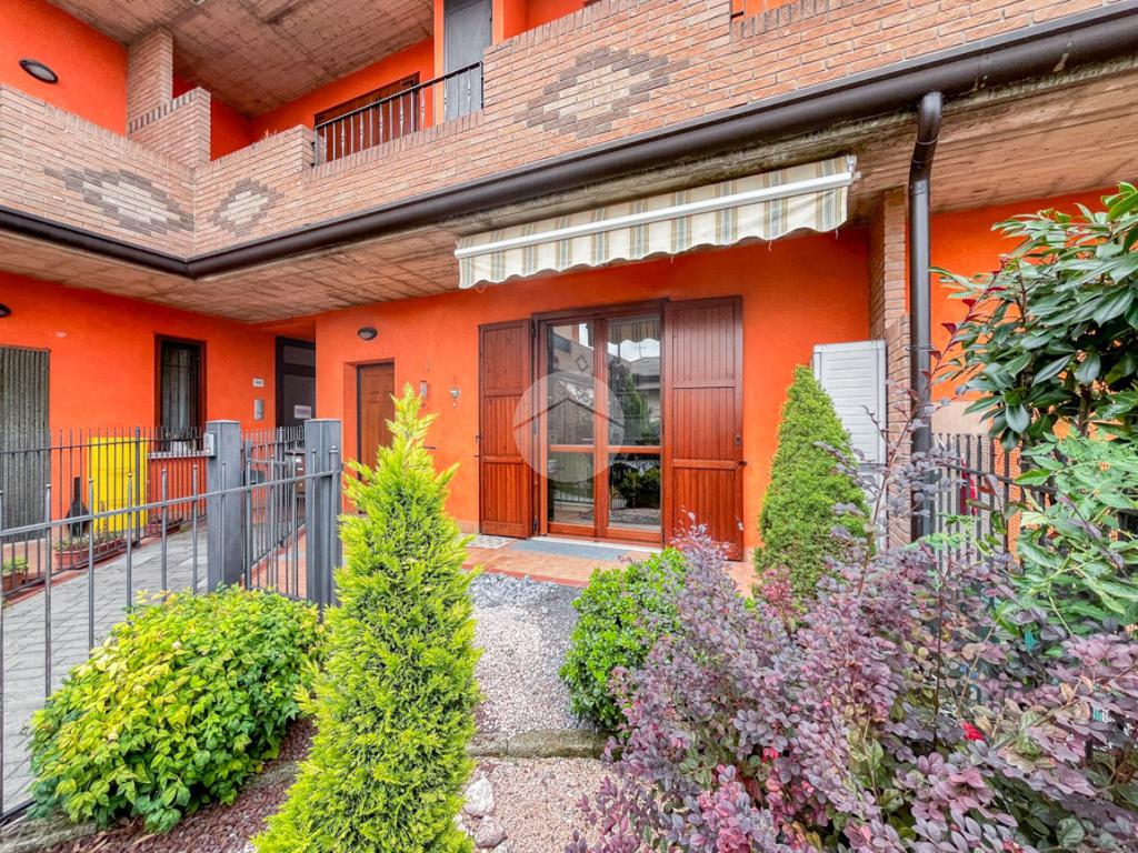 Apartamento de 2 dormitorios en Trenzano, Italy No. 378830