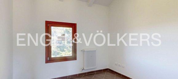 Casa de 5 divisões em San Benedetto Val di Sambro, Italy N.º 268015 26