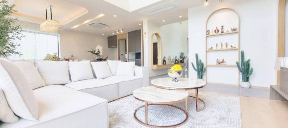 Casa de 5 dormitorios en Pattaya, Thailand No. 24024 7