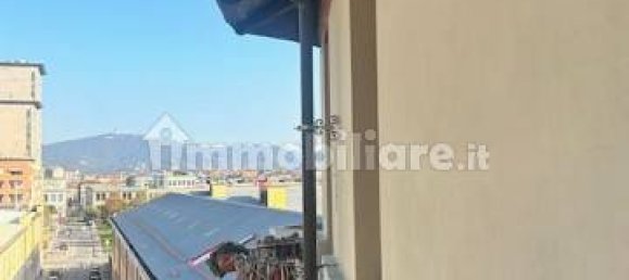 4 rooms Apartment in Turin, Italy No. 360629 4