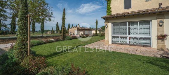 16 bedrooms Hotel in Bastia Umbra, Italy No. 329531 13