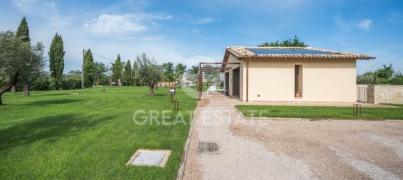 16 bedrooms Hotel in Bastia Umbra, Italy No. 329531 24