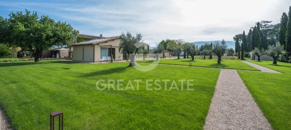 16 bedrooms Hotel in Bastia Umbra, Italy No. 329531 20