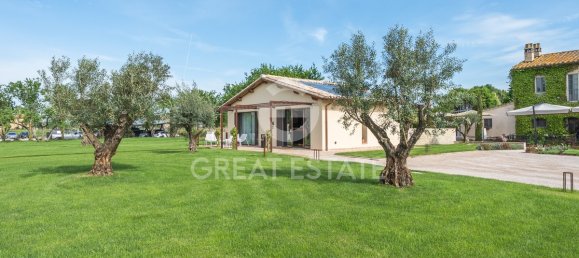 16 bedrooms Hotel in Bastia Umbra, Italy No. 329531 25