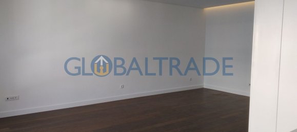 4 bedrooms Apartment in Porto, Portugal No. 78901 13