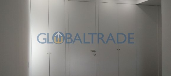 4 bedrooms Apartment in Porto, Portugal No. 78901 7